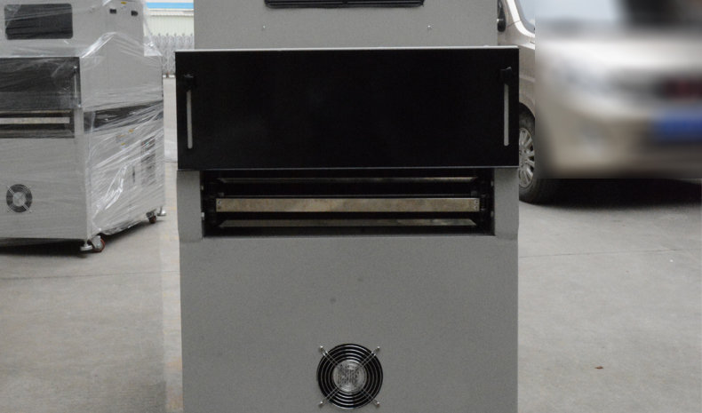 鞋面固漆6KW1組燈固化機.jpg 鞋面固漆6KW1組燈固化機.jpg