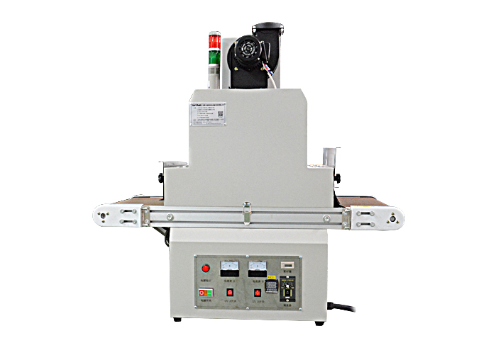 藍(lán)牙耳機UV固化機.jpg 藍(lán)牙耳機UV固化機.jpg